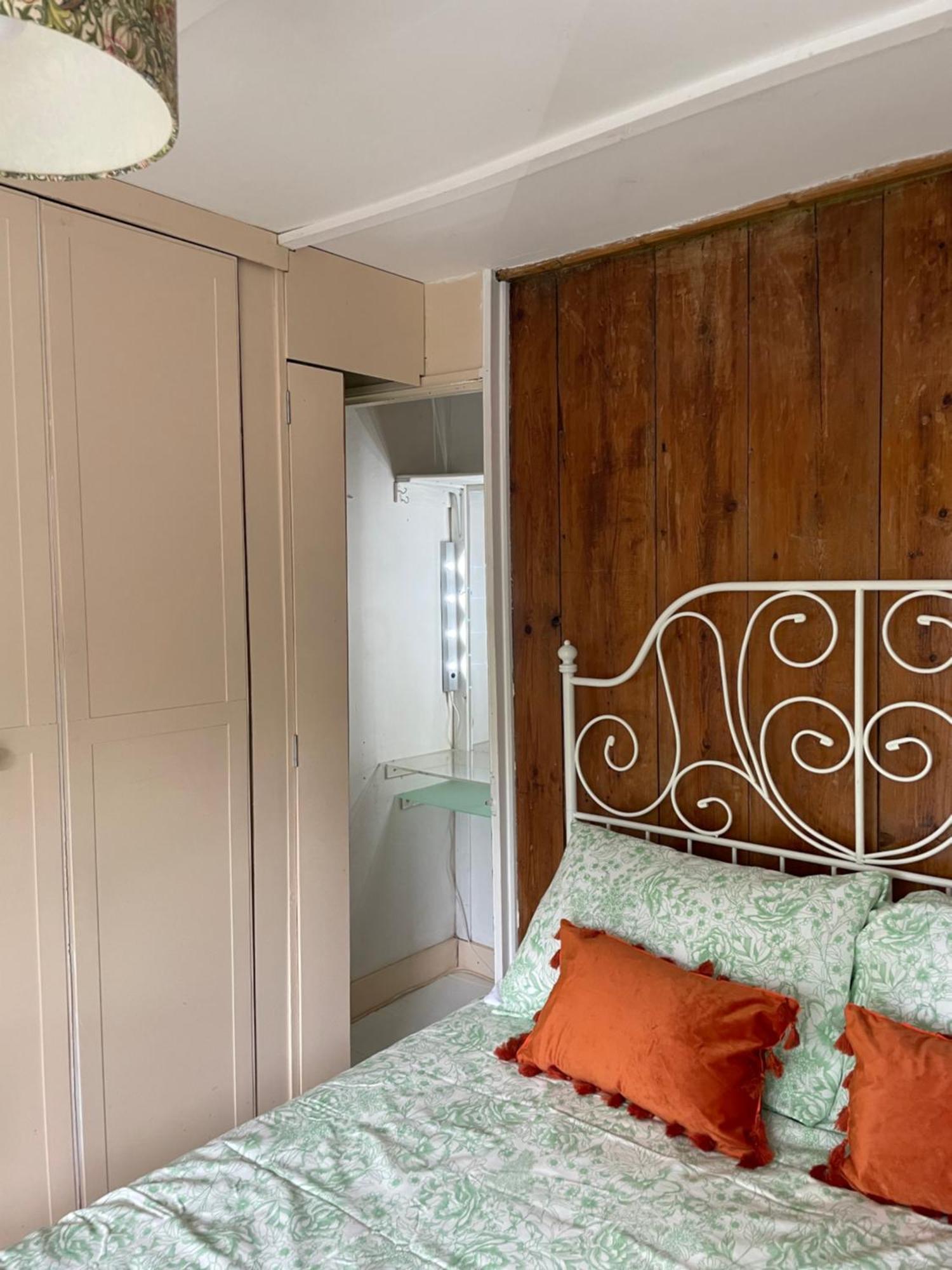 Cosy 2 Bedroom Victorian Cottage, Newport, Isle Of Wight Newport  Eksteriør billede